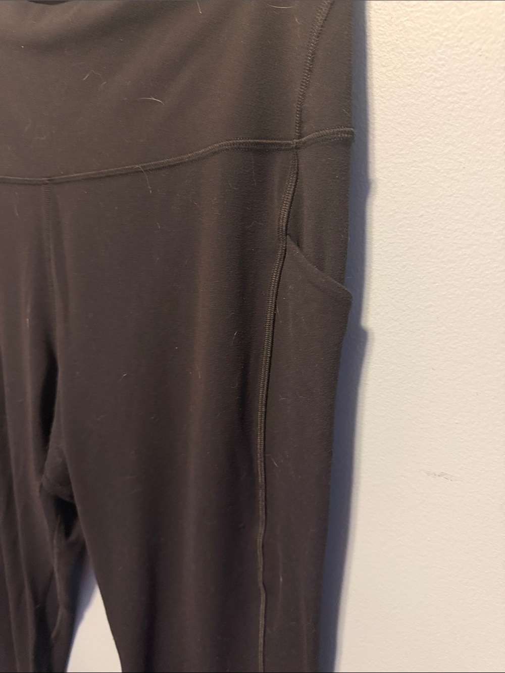lululemon black Leggings with Side Pockets -size 14 - Picture 3 of 5